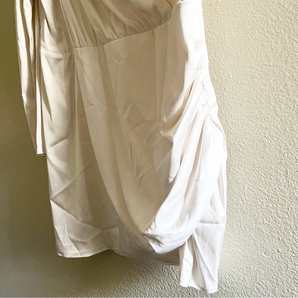 Generation Love Miley White Long Sleeve Satin Mini Dress - Picture 5 of 9